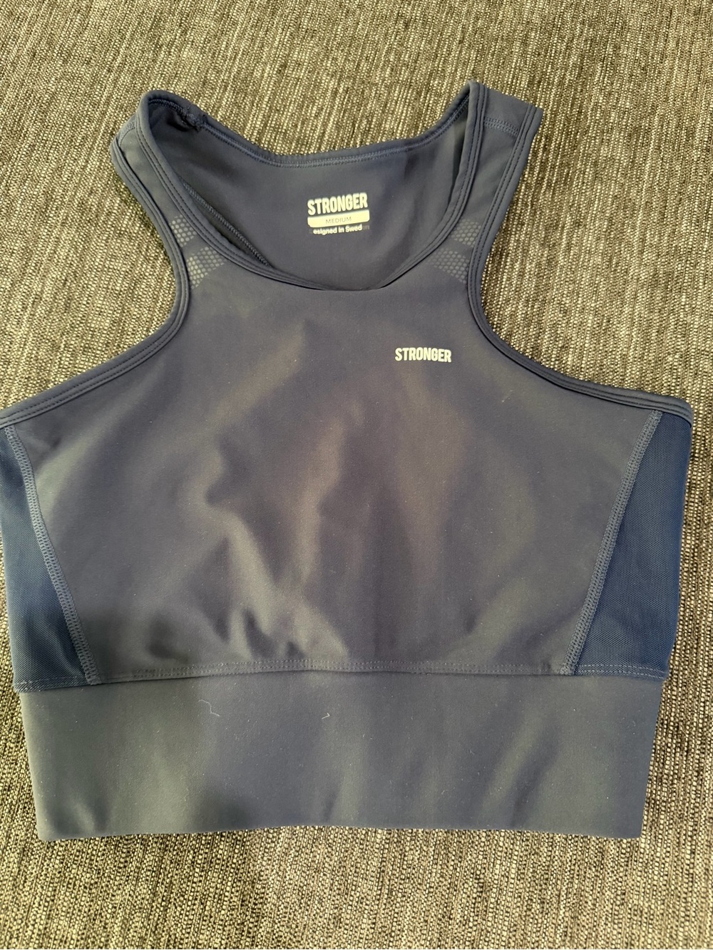 Stronger High-Neck Sports Bra in Navy